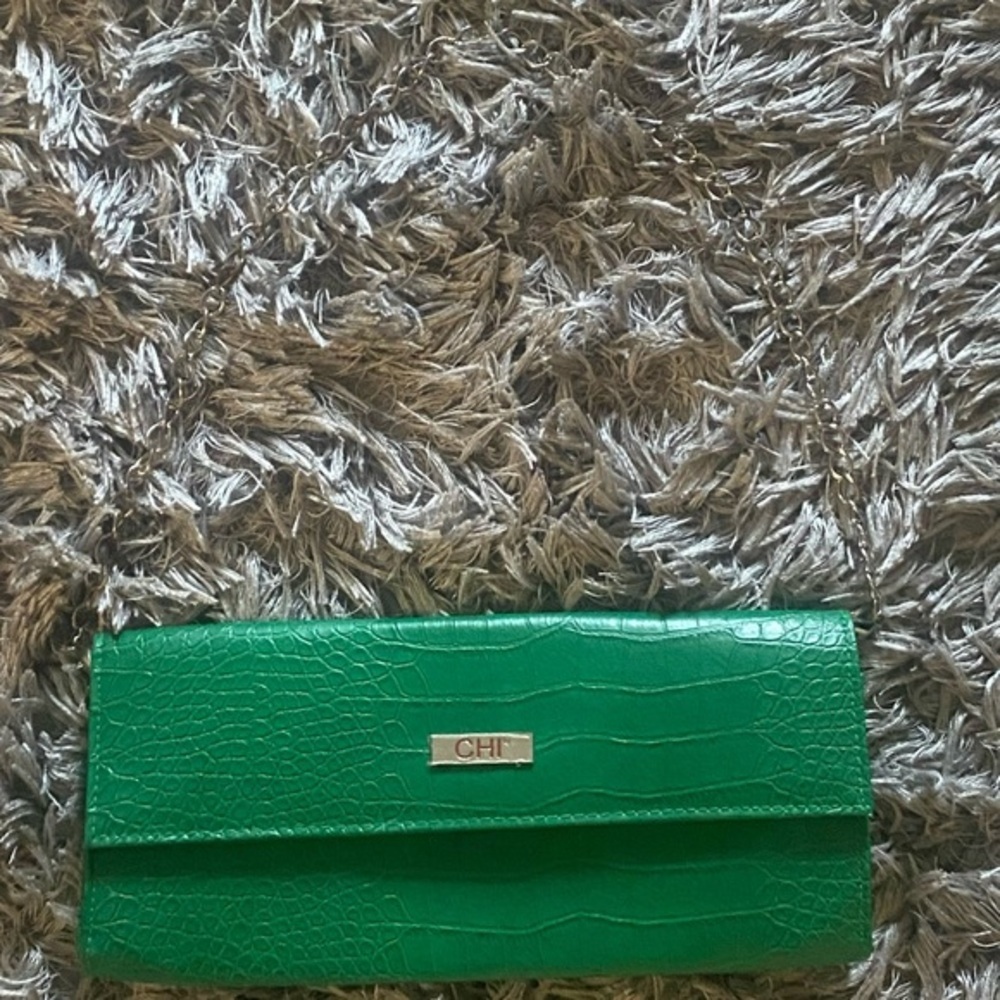 CHI Green Crocodile Embossed Clutch